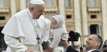 Audiência: alimento não é propriedade privada. O apelo do Papa pelas crianças famintas