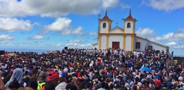 Fiéis da Região Episcopal Nossa Senhora da Piedade participam de peregrinação ao Santuário da Padroeira de Minas