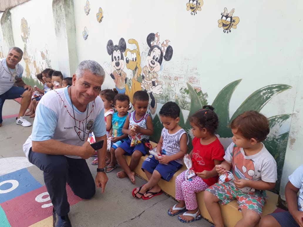 Terço dos Homens realiza “Páscoa Solidária” em Creche do bairro Concórdia