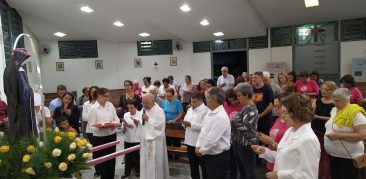 Segundo dia do Tríduo da Festa de Santa Rosa celebra aniversário da dedicação da Comunidade