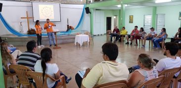 Catequese Matrimonial promove formação e preparação para noivos