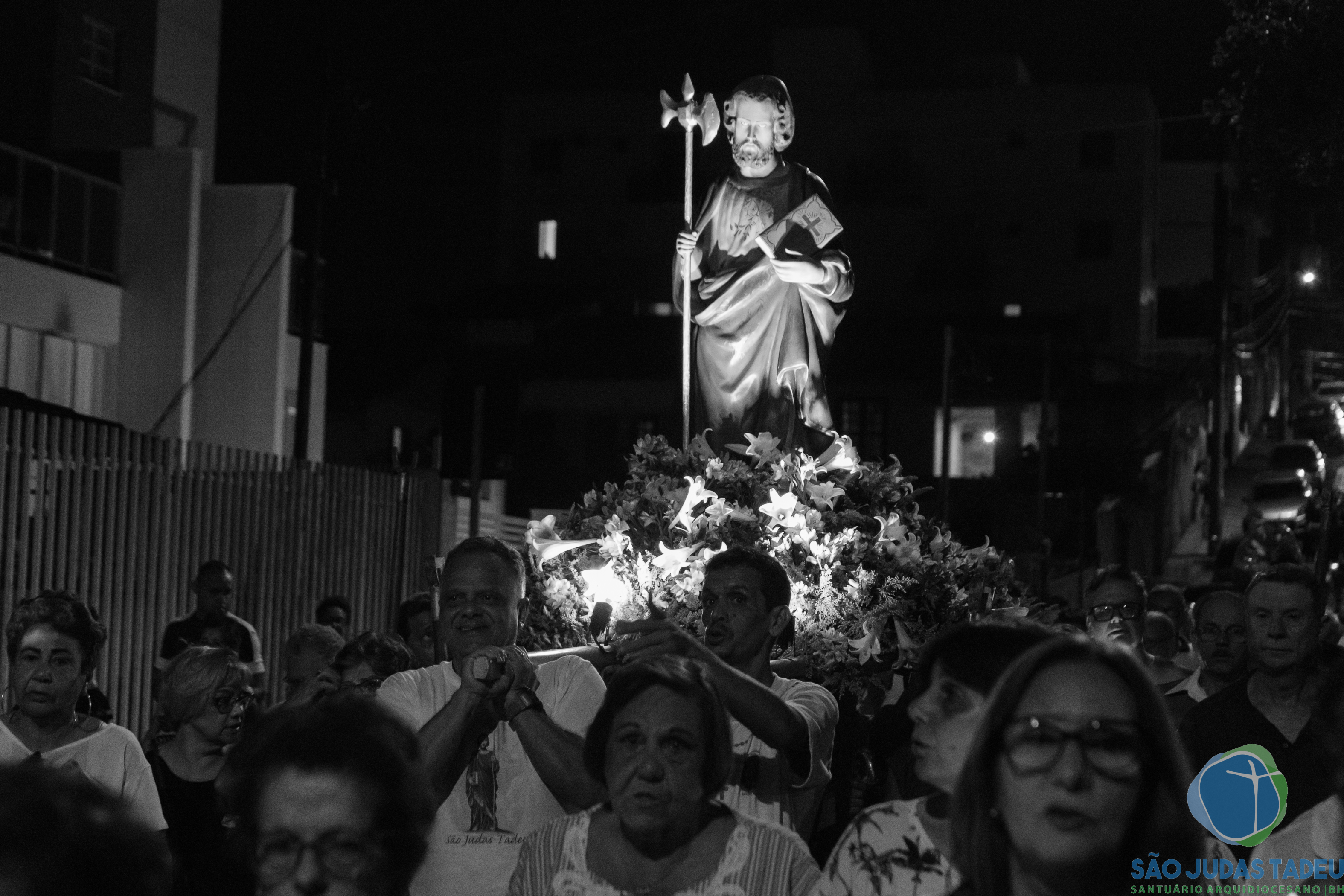 Tradicional Procissão Luminosa encerra a novena de São Judas Tadeu