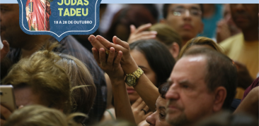 Orquestra Sinfônica da Polícia Militar de Minas Gerais se apresenta ao final das celebrações deste sábado