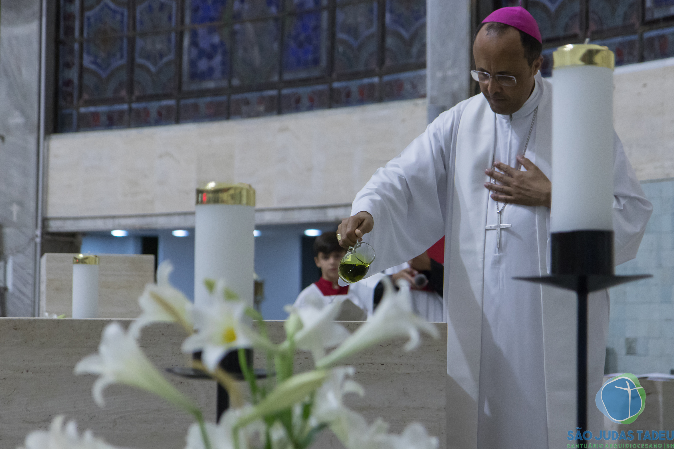 “Rito da Dedicação do Altar” marca as celebrações desse quinto dia da novena