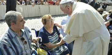 Papa Francisco: “Se você escolhe Cristo não pode recorrer ao mago”