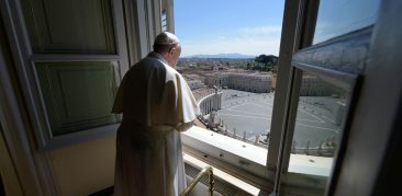 Francisco: o caminho das Bem-aventuranças nos leva a ser de Cristo e não do mundo