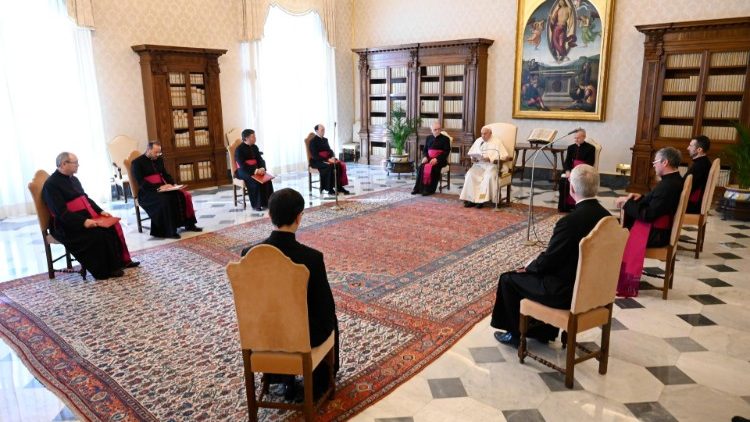 Francisco: na provação, não estamos sozinhos, confiemo-nos a Cristo