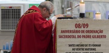 Hoje, celebramos o aniversário de Ordenação Sacerdotal de Pe. Gilberto de Sousa