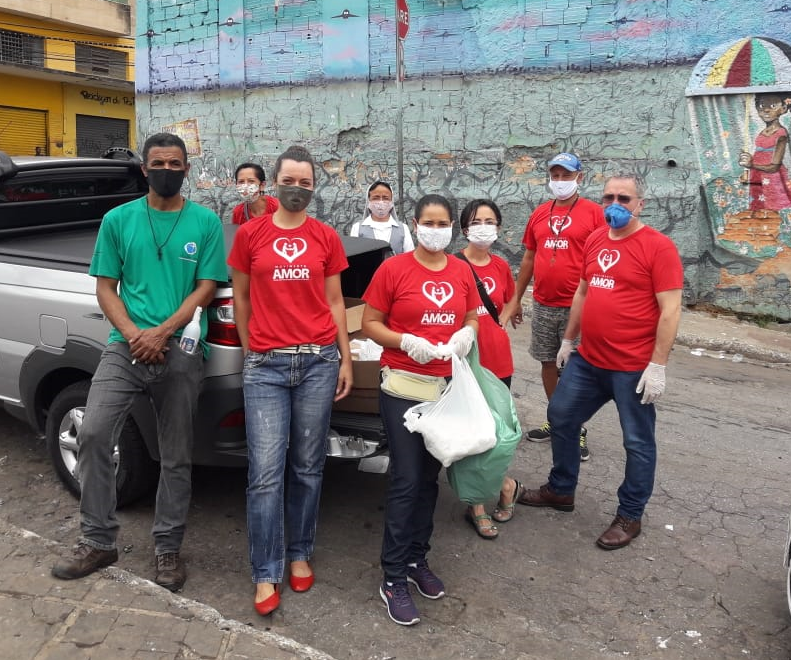 Pastoral do Povo de Rua – Movimento AMOR realiza gesto concreto da Semana Social do Santuário