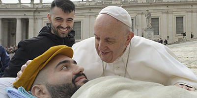 Hoje, no Dia Mundial dos Enfermos: Papa pede cuidado humano integral