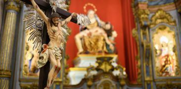 Natal: Dom Walmor celebra Missa no Santuário Basílica da Padroeira de Minas Gerais