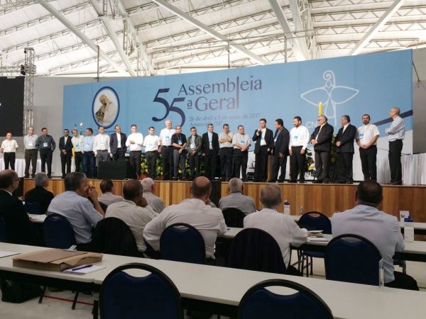 Novos bispos são apresentados na 55ª Assembleia Geral da CNBB