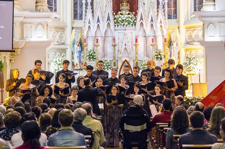 Paróquia Nossa Senhora da Boa Viagem: concerto especial do mês das mães com o Coro Madrigale