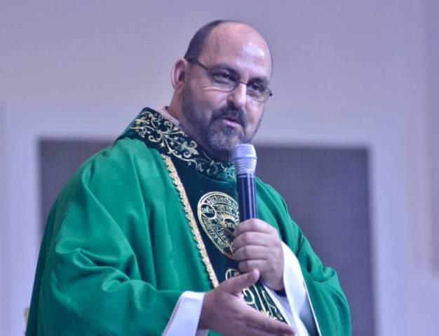 Nota de falecimento: padre Dalmo Riggio