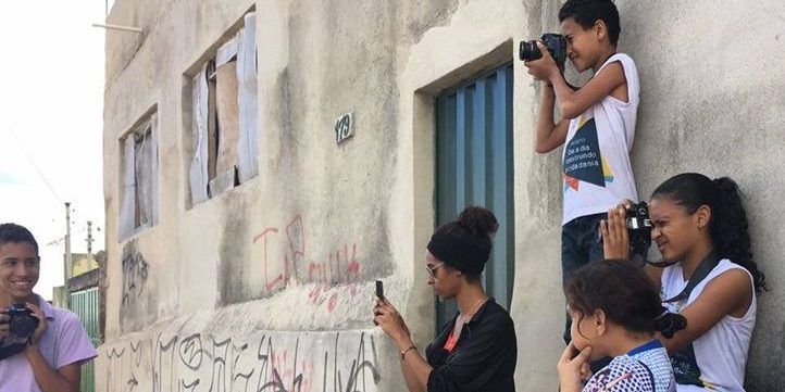 Associação Projeto Providência: crianças realizam exposição fotográfica – 13 de junho