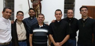 Visitas missionárias: veja reportagens do trabalho social realizado por seminaristas da Arquidiocese de BH