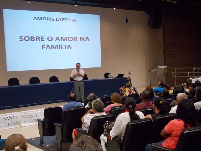 Encontro dos Educadores da Fé: lideranças da Rensc refletem o documento Amoris Laetitia