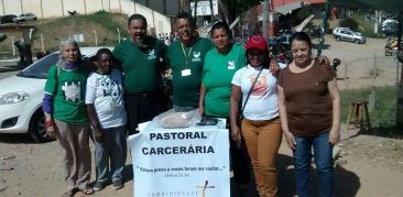 Pastoral Carcerária promove ação missionária em frente à penitenciária: acolhimento de familiares e atendimento jurídico