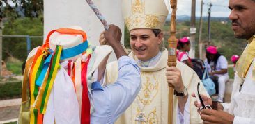 Comunidades de fé do Vale Paraopeba se reúnem no Distrito de Aranha – dom Vicente Ferreira preside celebração
