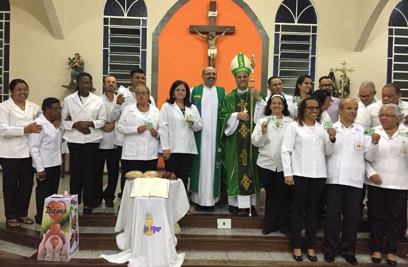 Rensa: Paróquia Bom Jesus do Amparo tem novos ministros