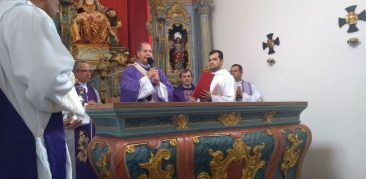 Dom Walmor preside Missa com a consagração da Basílica da Piedade e a dedicação do altar