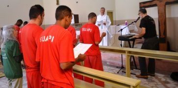 Pastoral Carcerária da Arquidiocese de BH celebra o Natal  com presos da Penitenciária Dutra Ladeira