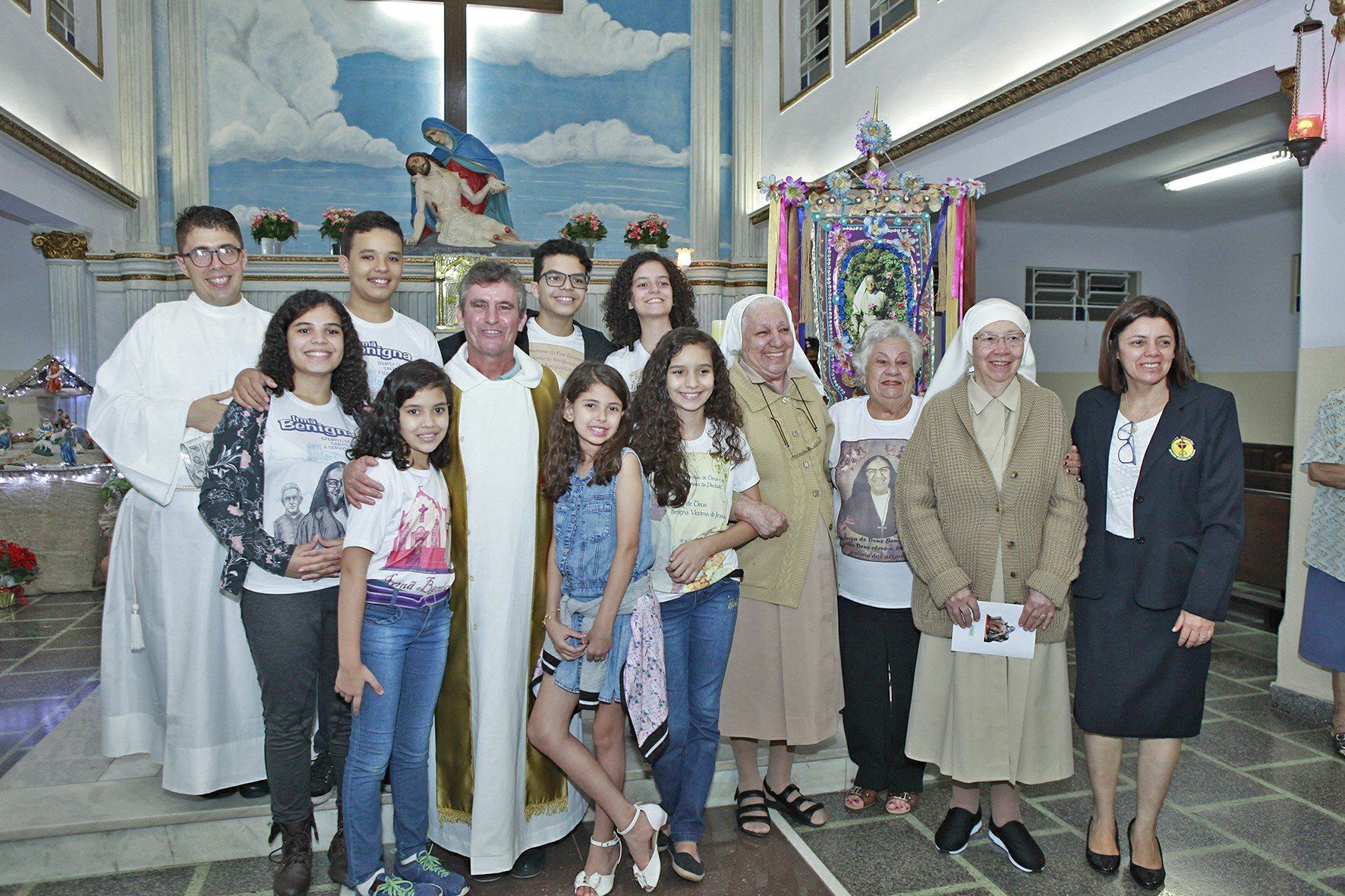 Missas em homenagem a Irmã Benigna reúnem fiéis em Belo Horizonte e Lavras