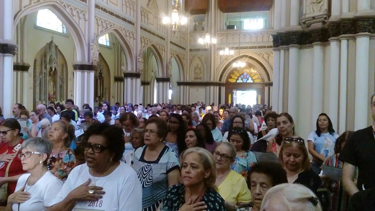 Rumo ao centenário: fiéis celebram os 97 anos da Arquidiocese de Belo Horizonte