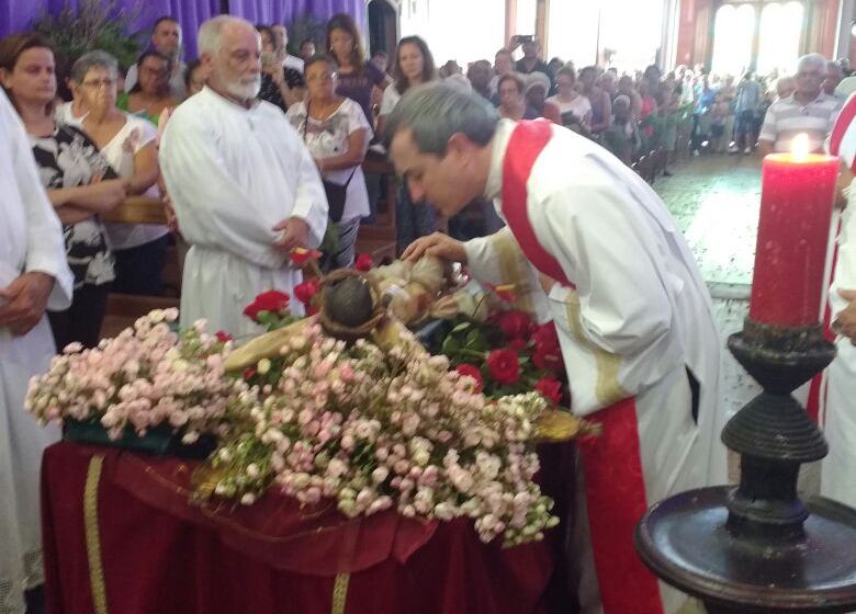 Santa Luzia: dom Vicente preside ação litúrgica em igreja histórica da Arquidiocese de BH
