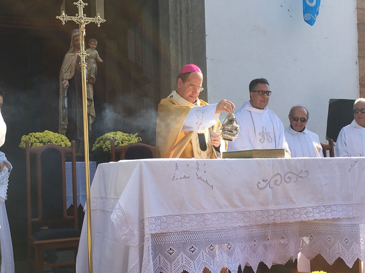 25 anos de ordenação do padre José Geraldo Neto: dom Walmor celebra Missa em Sabará