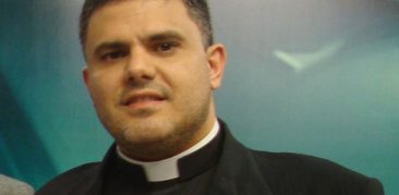 Durante congresso em Sarajevo, padre Otávio Juliano apresenta estudo sobre o desastre ambiental em Mariana