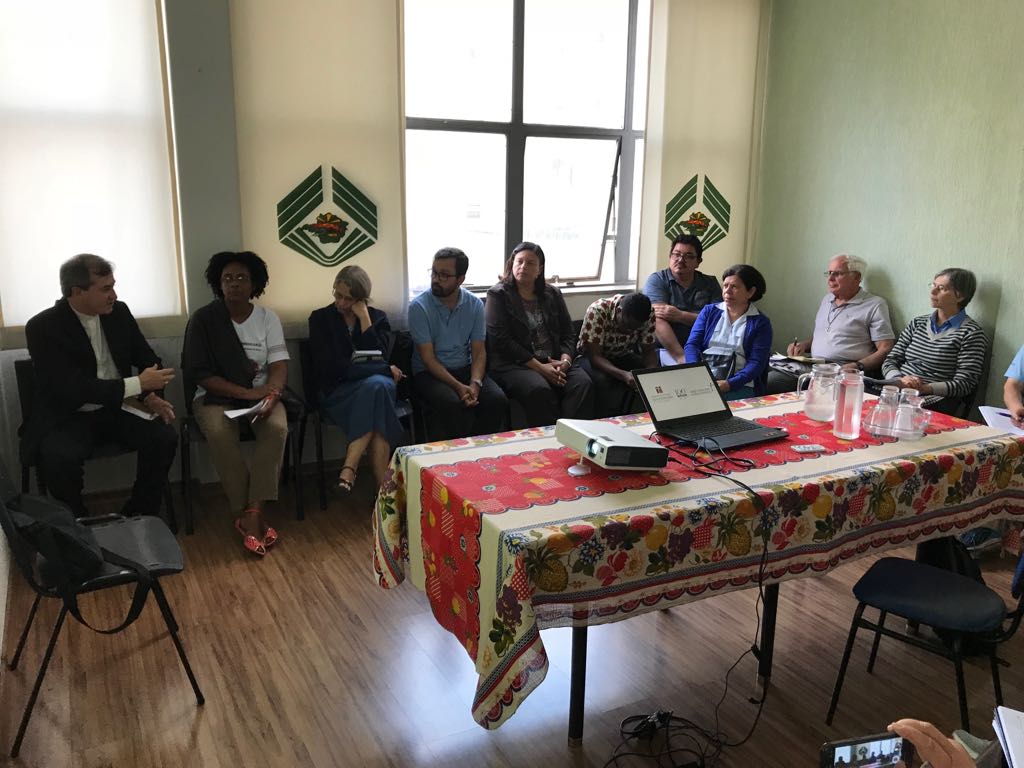 Conferência dos Religiosos do Brasil: reunião reflete sobre os desafios da evangelização nas vilas e favelas