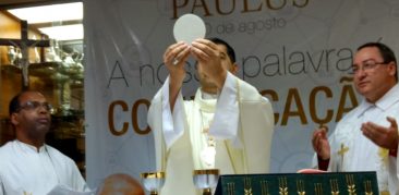 Dom Edson celebra Missa em ação de graças pelos 104 anos de fundação da Pia Sociedade de São Paulo