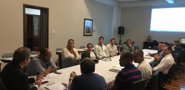 Reunião do Vicariato Episcopal para a Ação Missionária nas Vilas e Favelas define metas para ano missionário