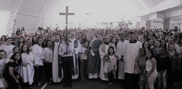 Centenas de catequistas participam de retiro da Região Episcopal Nossa Senhora da Esperança