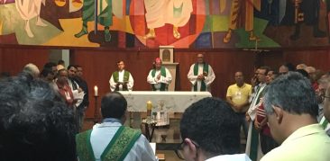 Dom Walmor preside Missa durante 1º Encontro Nacional dos Religiosos Presbíteros