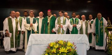 Dom Walmor preside Celebração de Encerramento do Ano Acadêmico do Instituto de Filosofia e Teologia Dom João Resende Costa