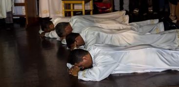 Ordenação de diáconos permanentes no Santuário Basílica da Padroeira de Minas Gerais