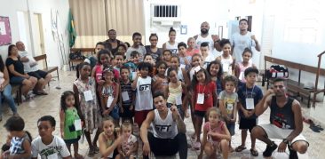 Igreja nas férias: Paróquia São Domingos, no Ribeiro de Abreu, reúne crianças em atividades de lazer e evangelização