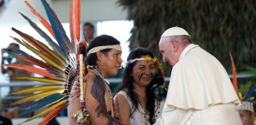 Papa envia mensagem aos povos indígenas: “Sejam corajosos diante dos desafios que os circundam”
