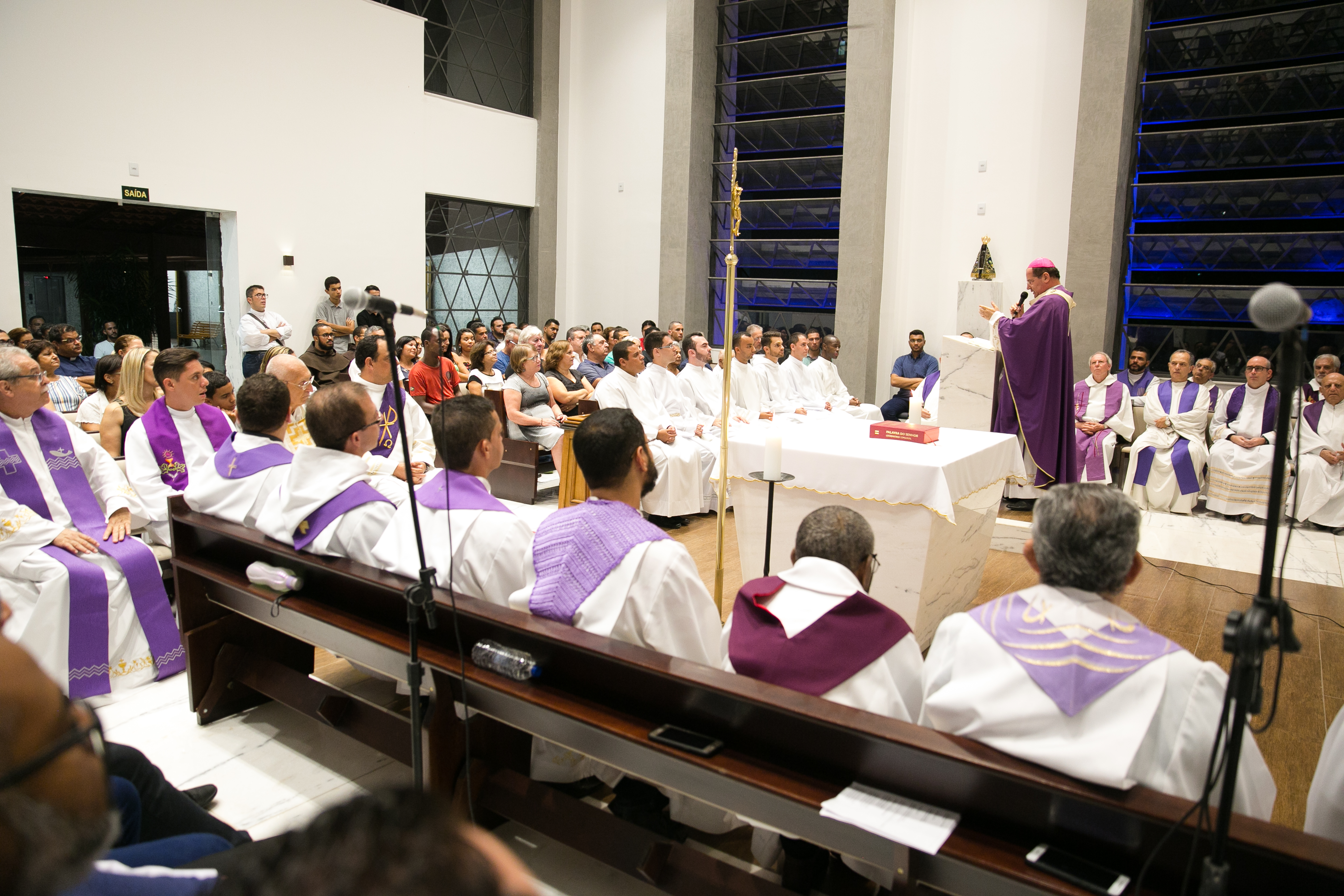 Dom Walmor preside Missa pelos 96 anos do Seminário Arquidiocesano Coração Eucarístico de Jesus