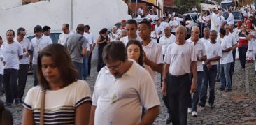 Fiéis celebram dez anos do Terço dos Homens em Sabará