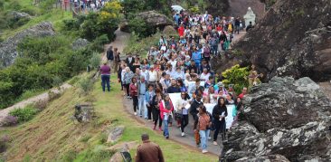 Milhares de peregrinos participaram da Romaria da Rensc ao Santuário da Padroeira de Minas