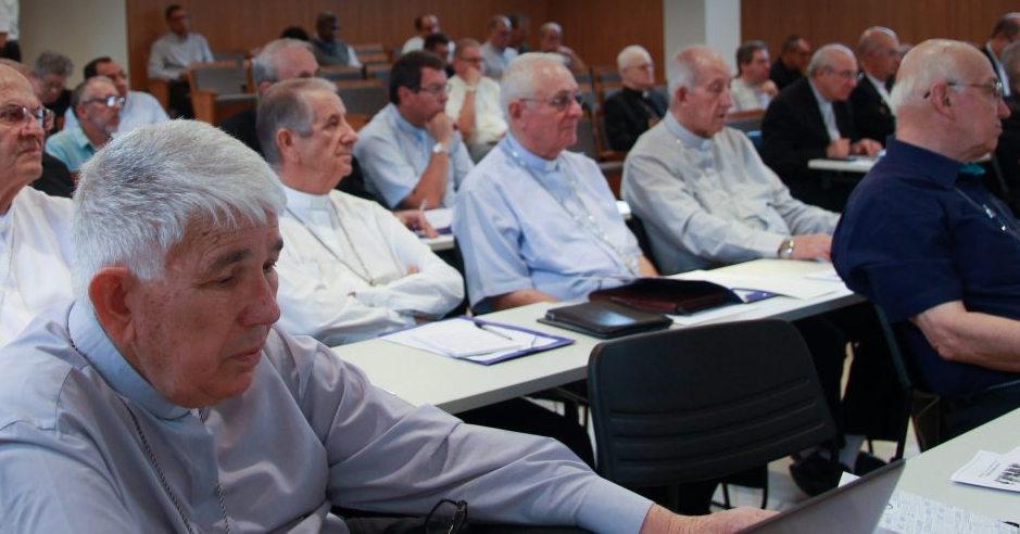 Arcebispos e bispos participam da primeira reunião do Conselho Permanente da CNBB após a 57ª Assembleia Geral