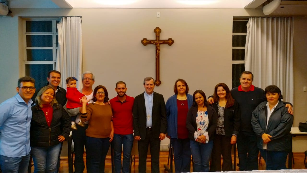 Dom Vicente se reúne com evangelizadores de prédios e condomínios