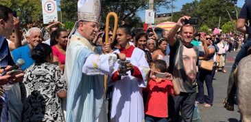 Dom Walmor celebra Missa na Festa da Padroeira de Lagoa Santa
