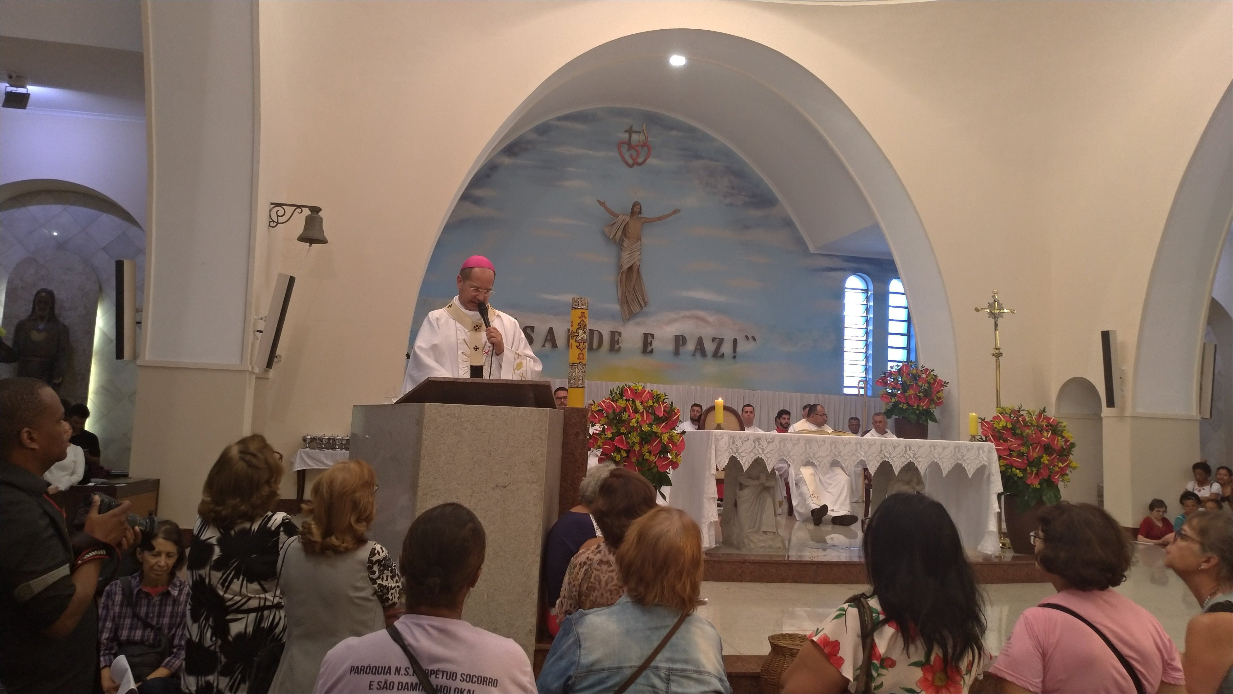 Celebrações pelo Dia de Padre Eustáquio reúnem muitos fiéis no Santuário Arquidiocesano da Saúde e da Paz