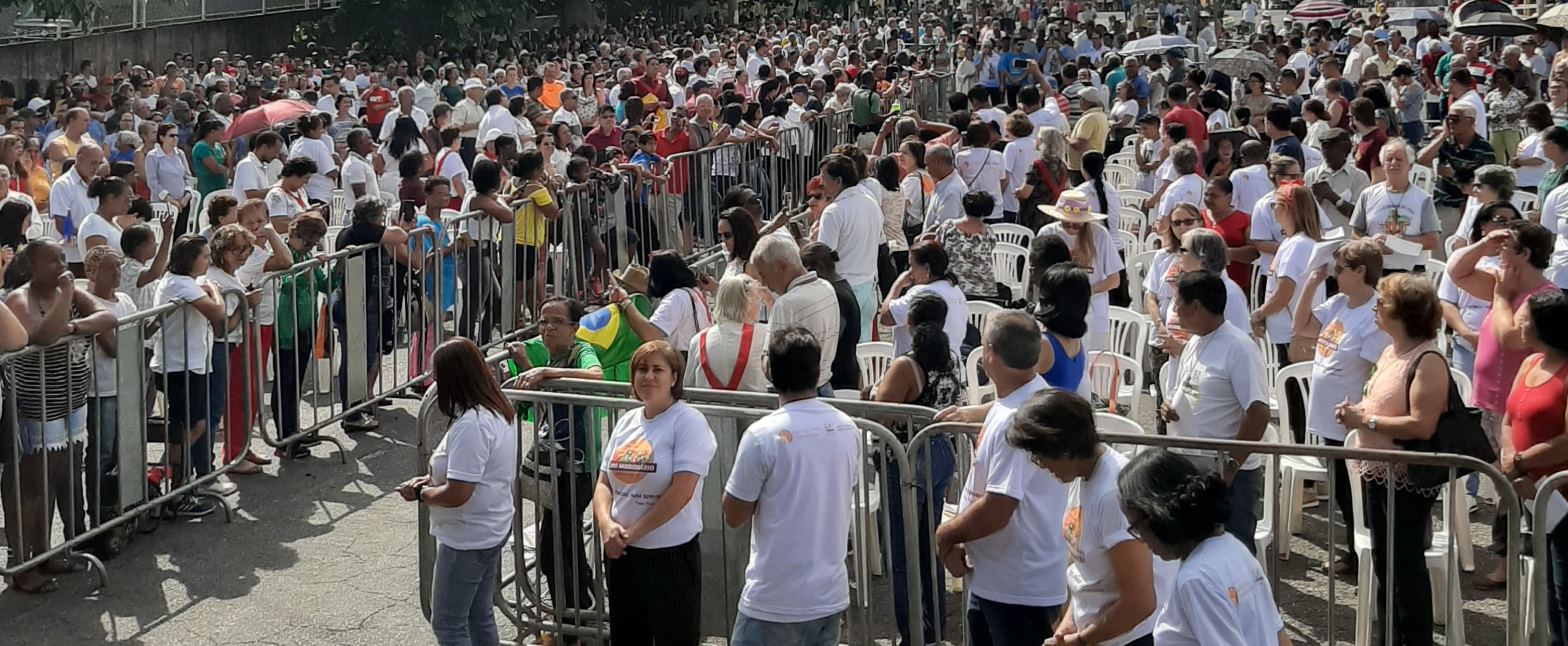 35ª Missa – Milhares de fiéis celebram o dia da Padroeira do Brasil