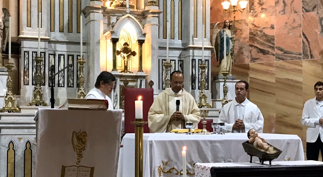 Dom Geovane Luís preside celebração da Noite de Natal na Basílica de Nossa Senhora de Lourdes