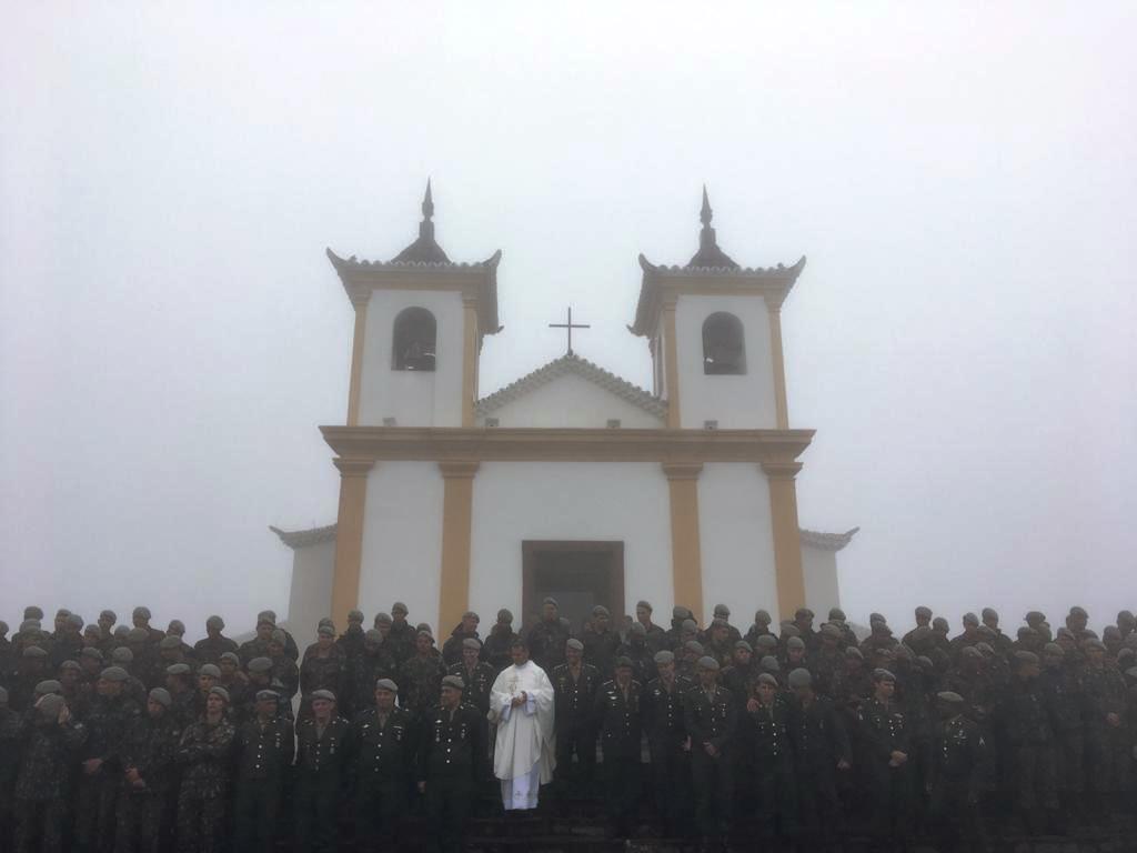 Exército celebra centenário do 12º BI com peregrinação ao Santuário da Padroeira de Minas